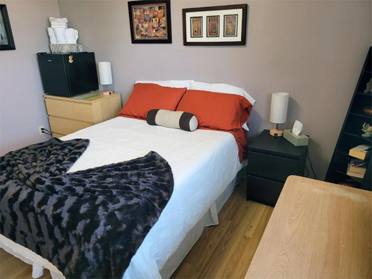 Bed & Breakfast The Dewberry Homestay B&B Edmonton